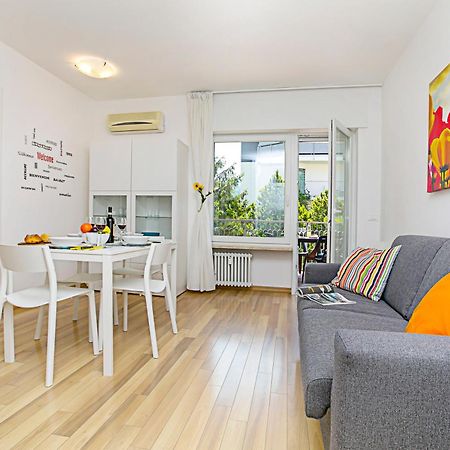 Riva Lago E Spiaggia Apartment 2 - Happy Rentals Exterior photo